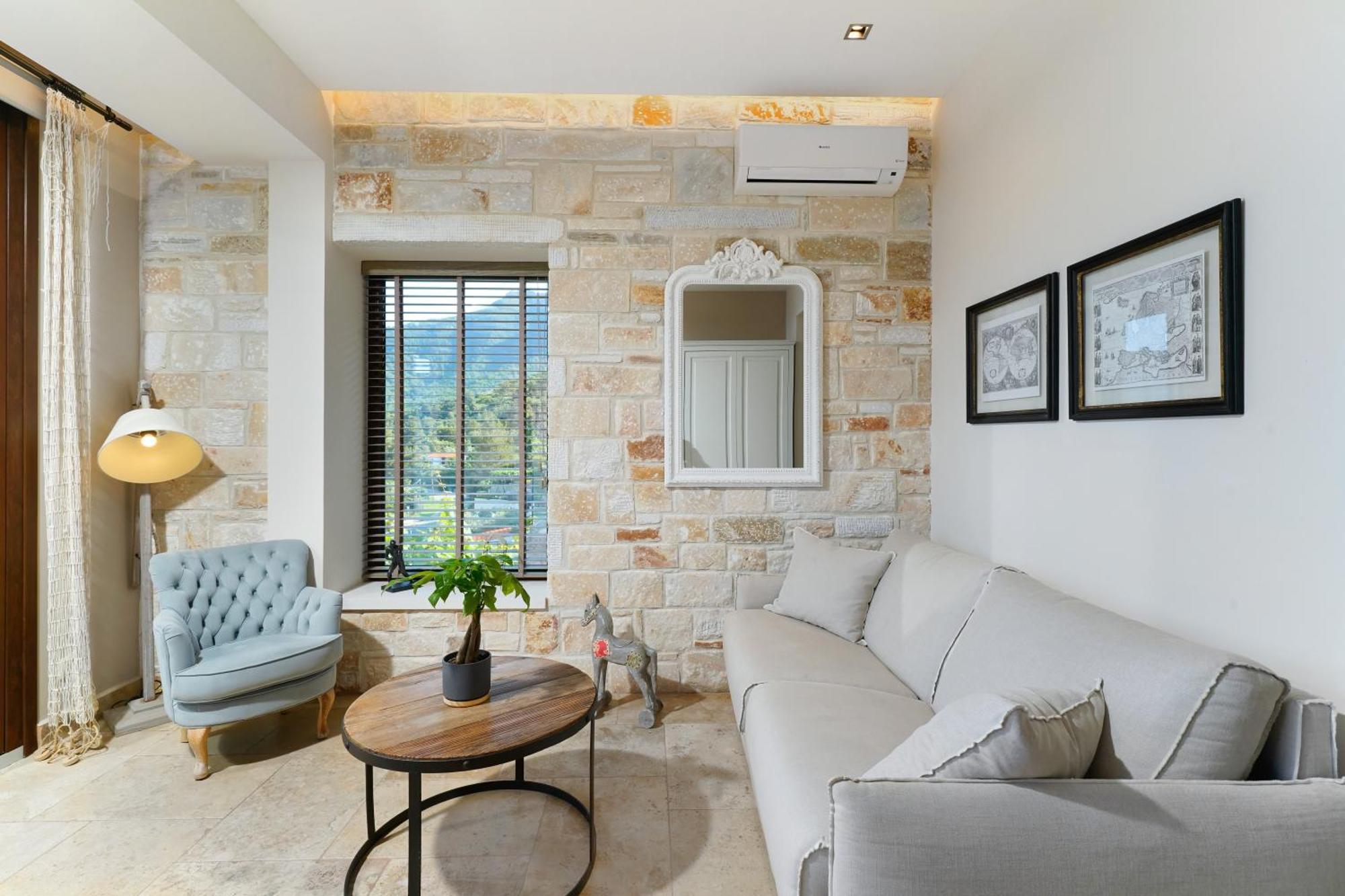 Agorastos Suites Коинира Экстерьер фото