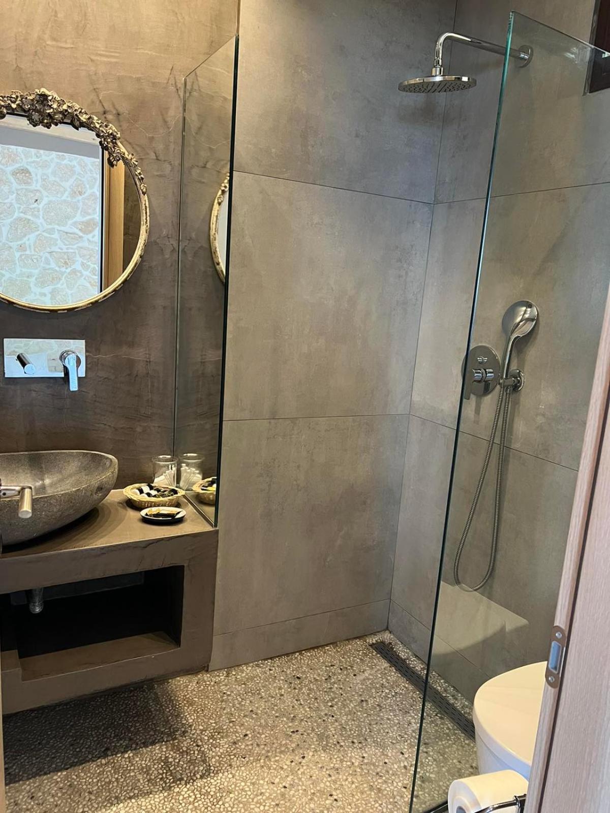 Agorastos Suites Коинира Номер фото