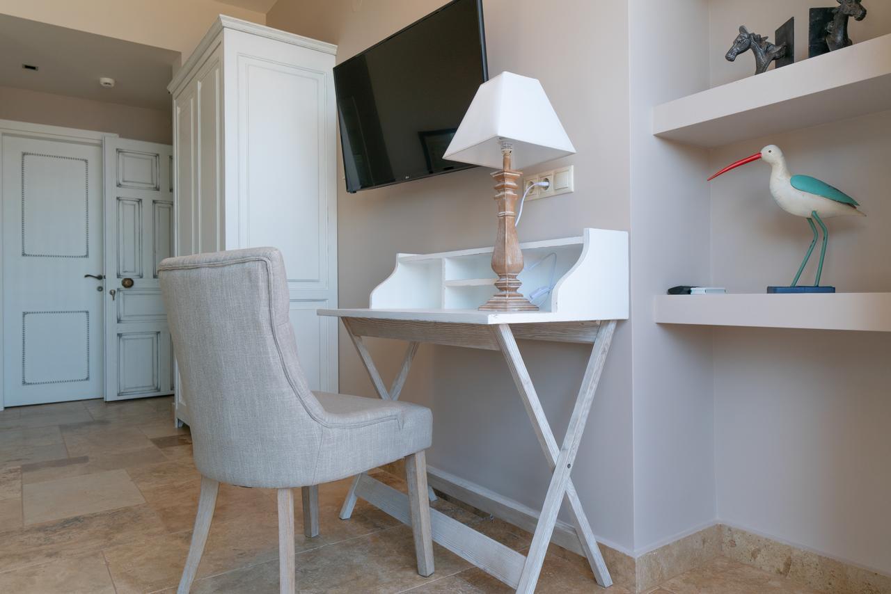 Agorastos Suites Коинира Экстерьер фото