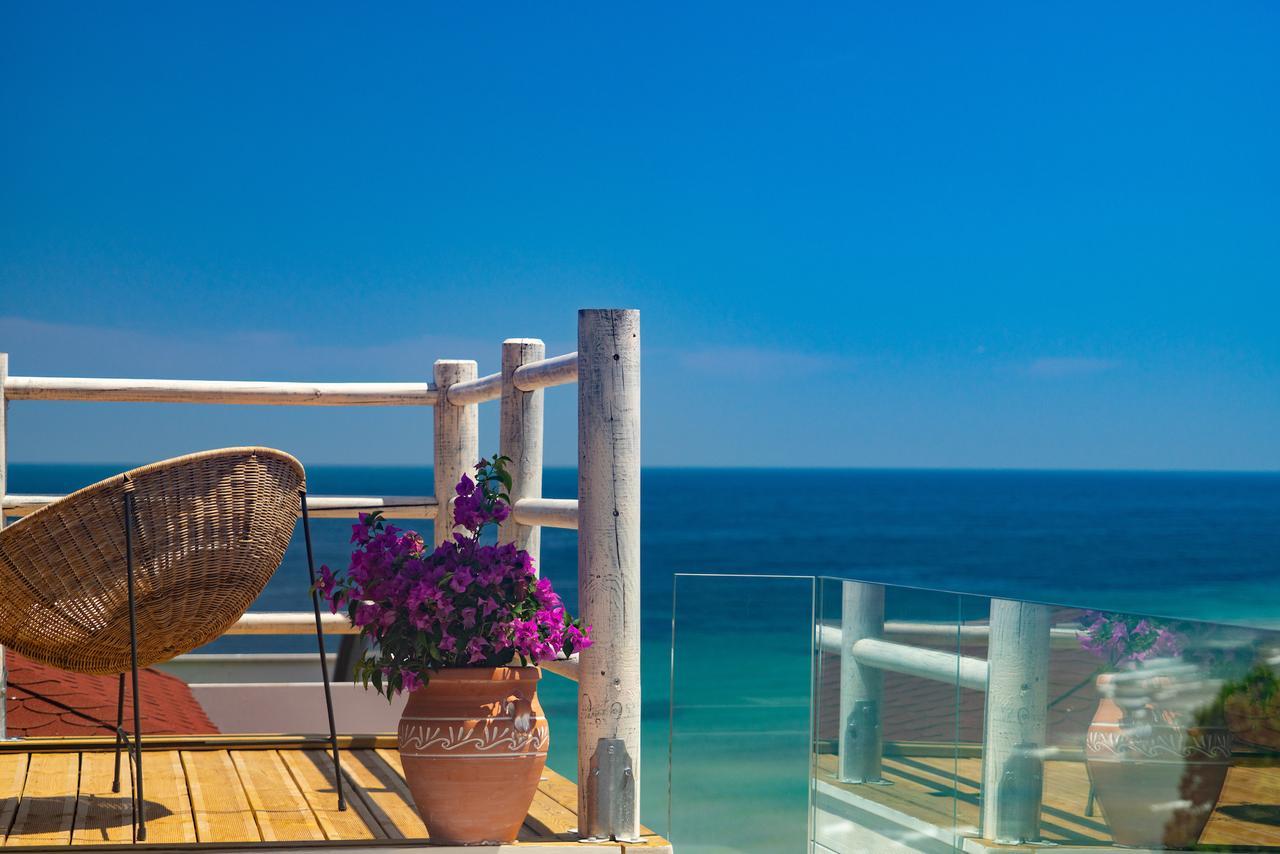 Agorastos Suites Коинира Экстерьер фото