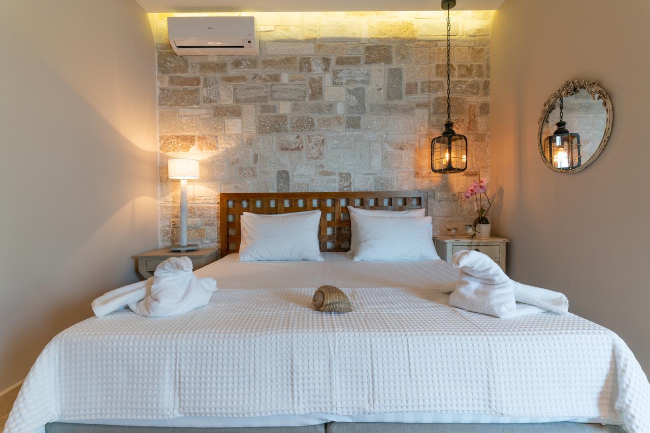 Agorastos Suites Коинира Экстерьер фото